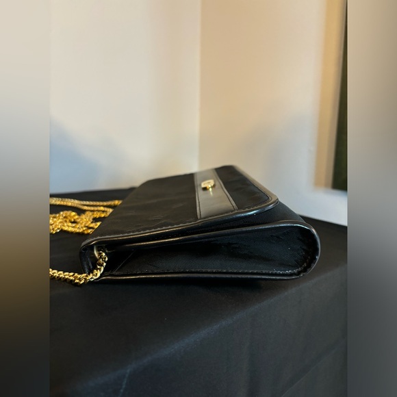 Authentic DIOR Vintage CD Black Crossbody Bag Gold Tone - Picture 6 of 14